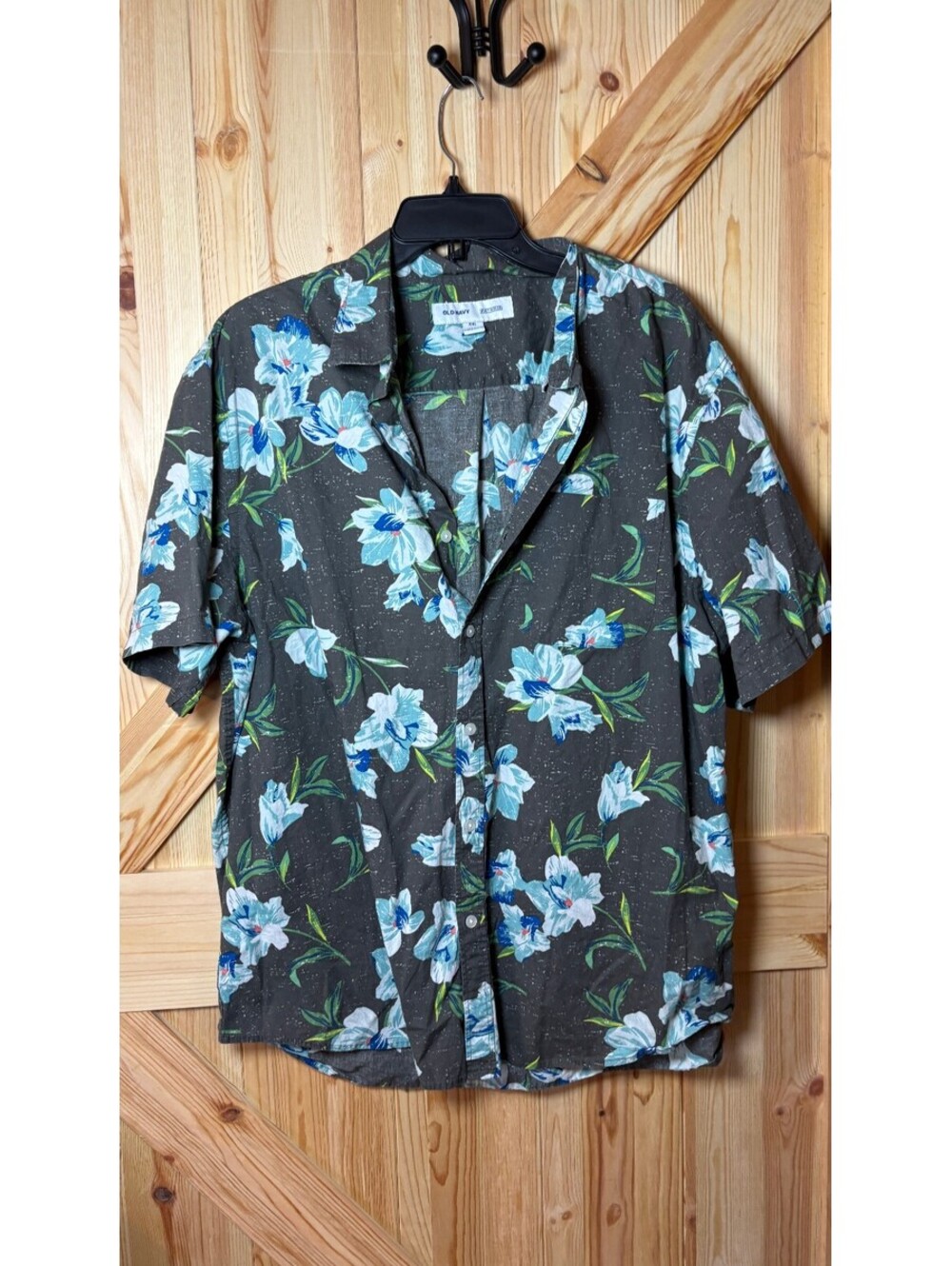 Old Navy Men's XXL Built-In Flex Floral Button-Up Shirt